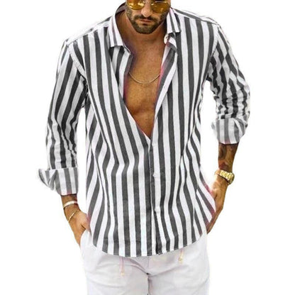 Camisa de corte justo com riscas verticais, para homem