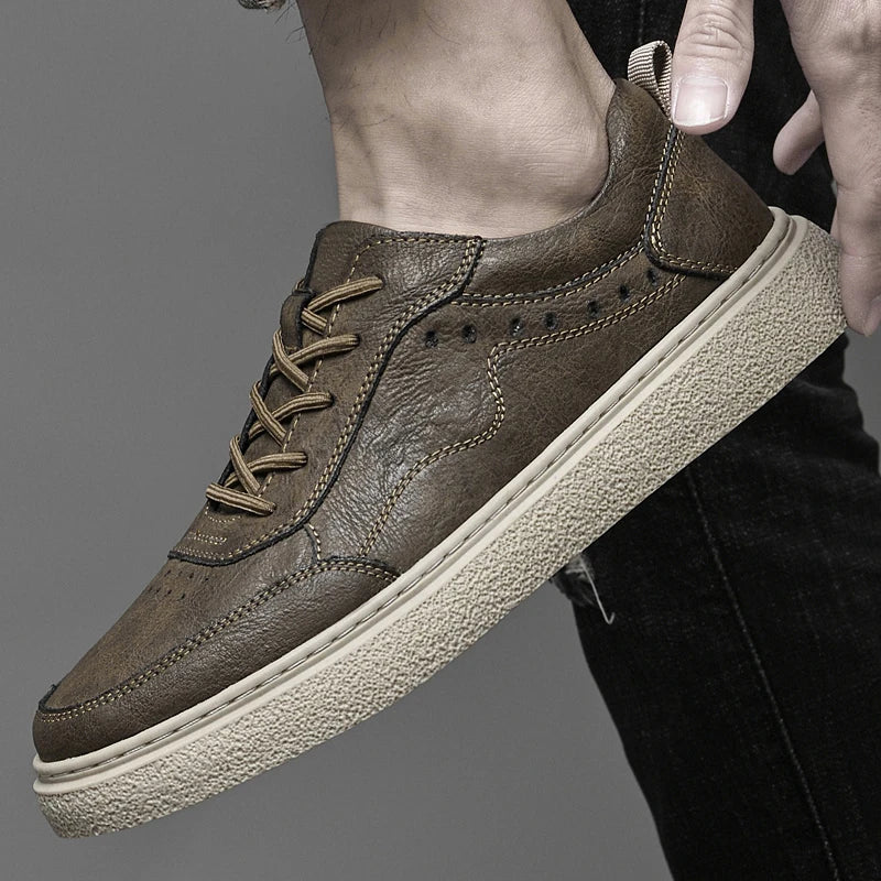 "Ziv"-sneaker i ægte læder