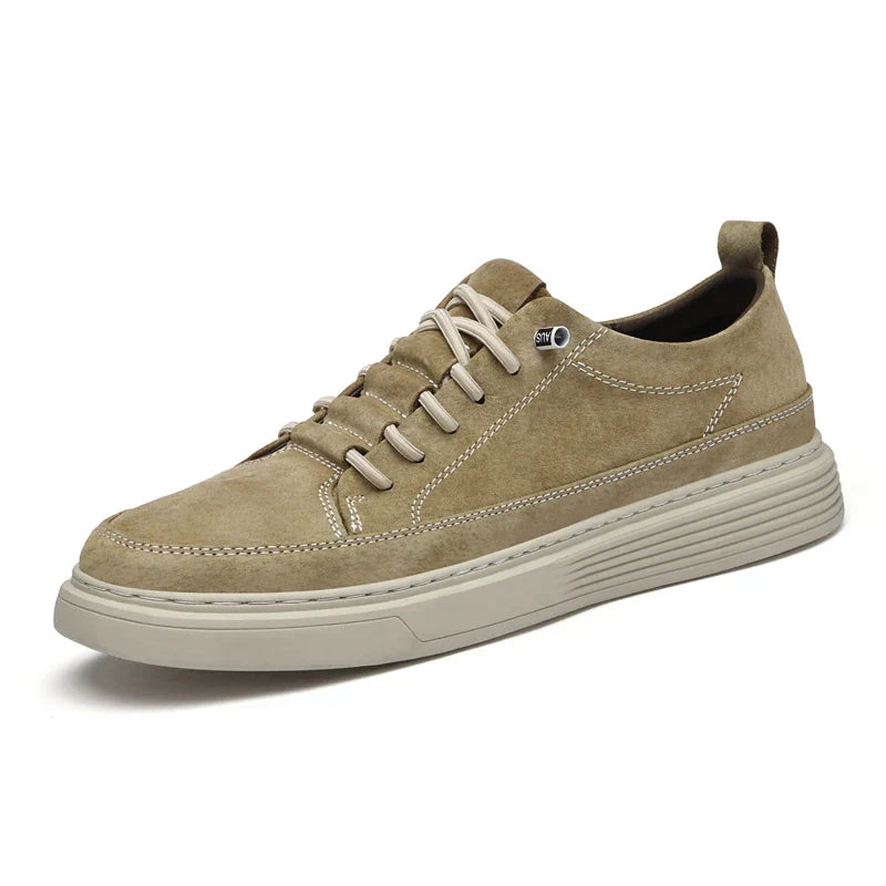 Buty z zamszu