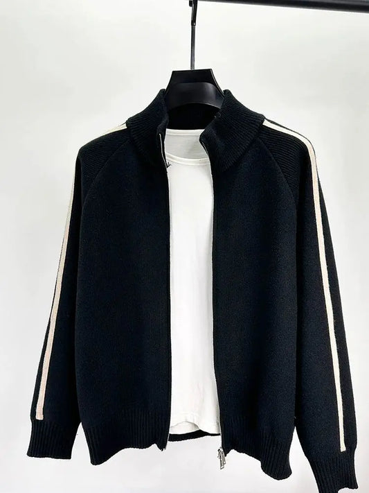 Jachetă tricotată de designer Alden Crown