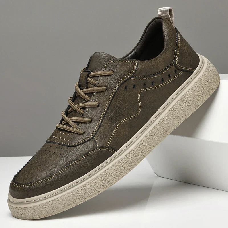 "Ziv"-sneaker i ægte læder
