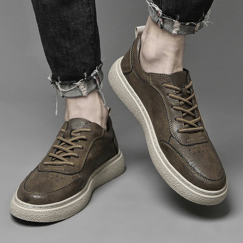 "Ziv"-sneaker i ægte læder