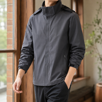 Gewebte Jacke mit Kapuze und hohem Kragen